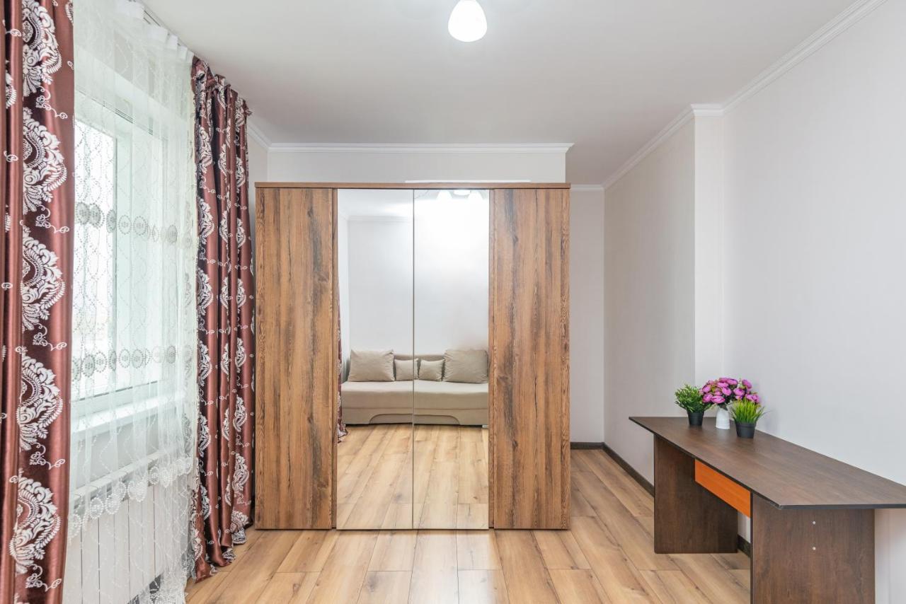 Жк Sauran Towers Comfort Astana Exterior photo